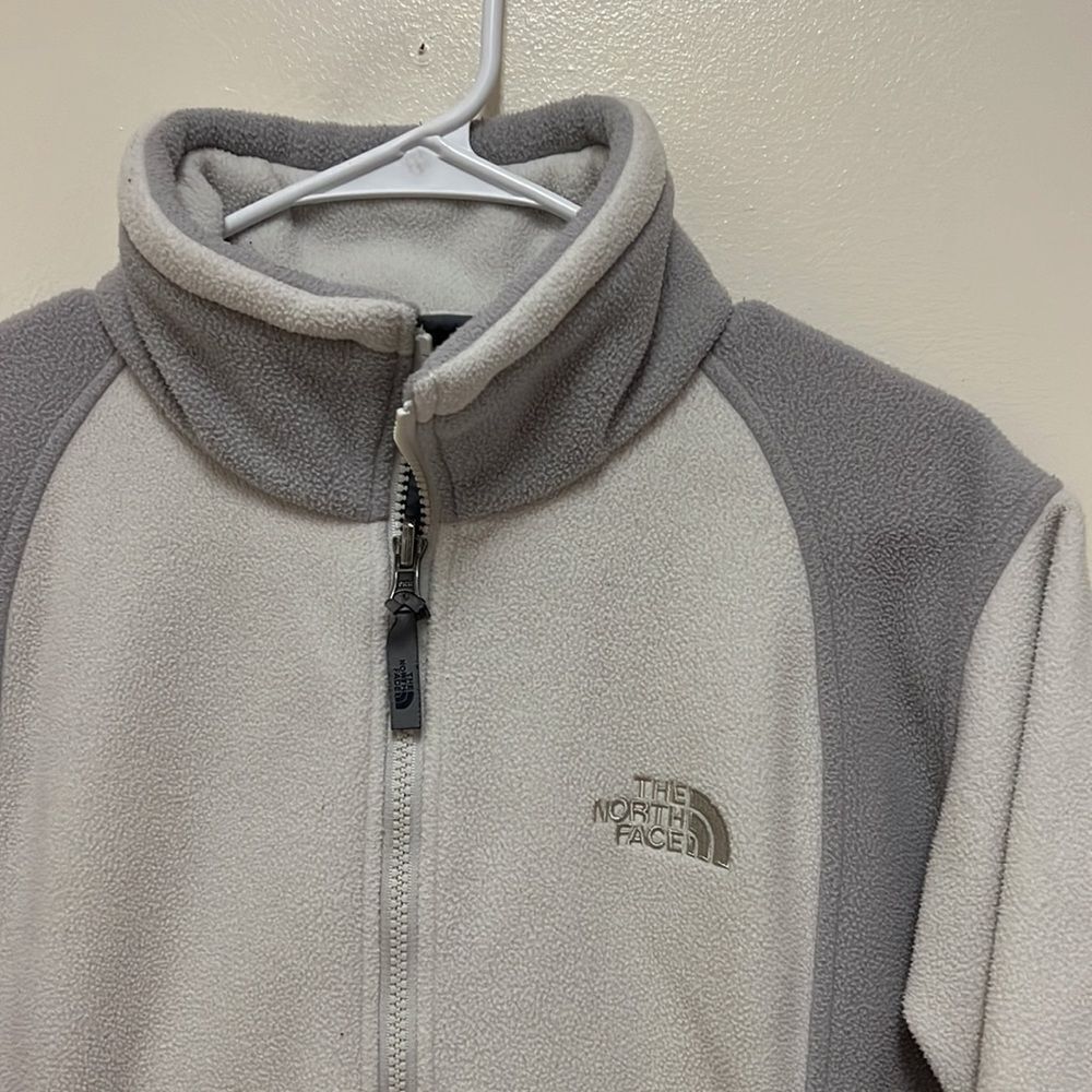 The North Face Jacket Medium - Picture 2 of 7